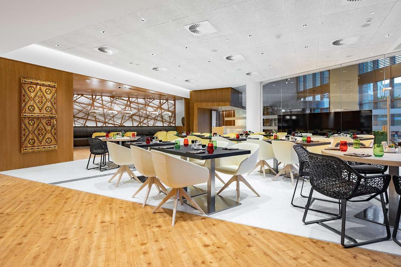 Radisson Blu Hotel & Residence, Riyadh Diplomatic Quarter Buitenkant foto