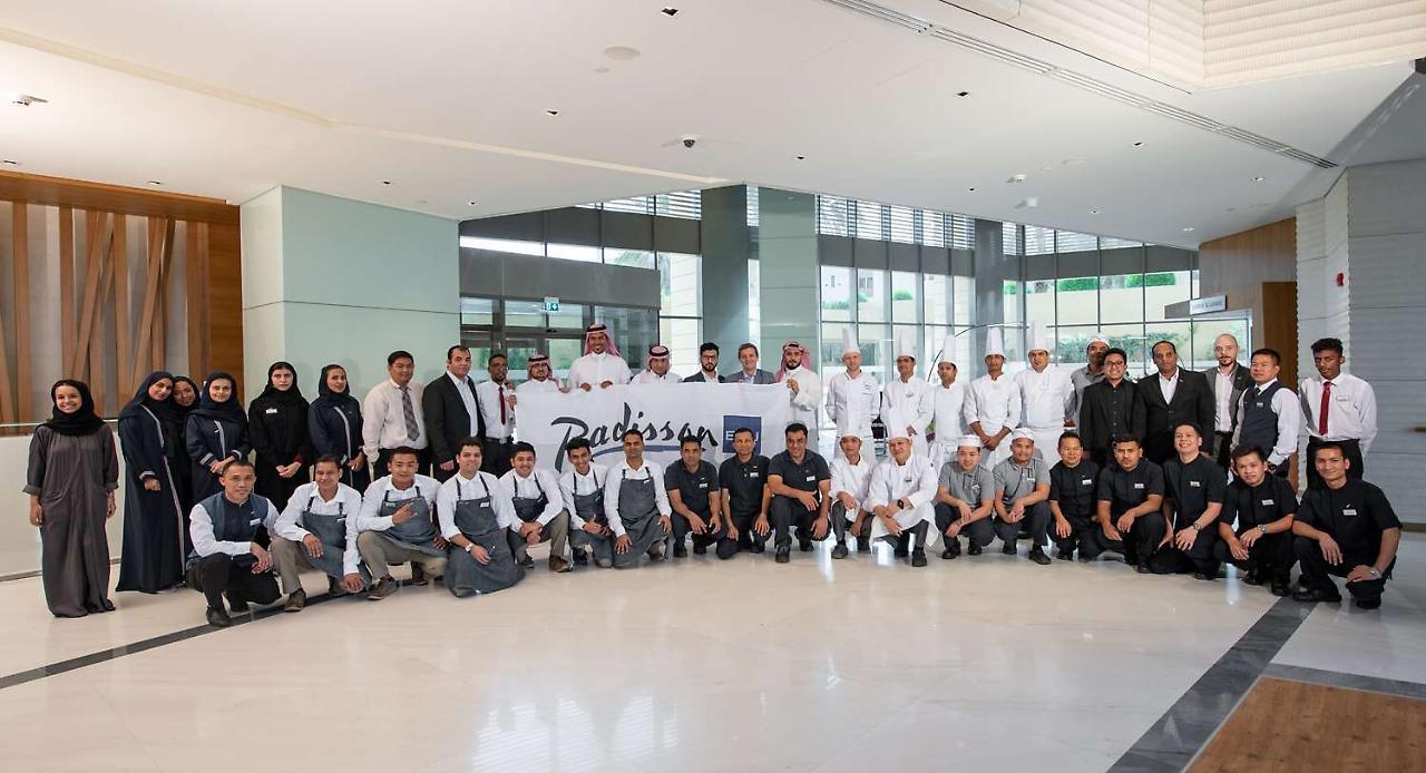 Radisson Blu Hotel & Residence, Riyadh Diplomatic Quarter Buitenkant foto