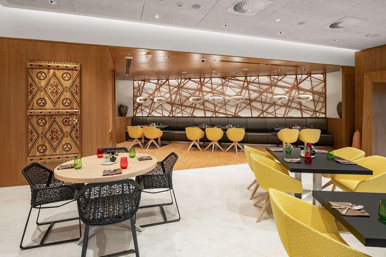 Radisson Blu Hotel & Residence, Riyadh Diplomatic Quarter Buitenkant foto