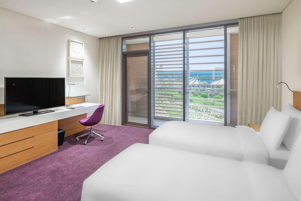 Radisson Blu Hotel & Residence, Riyadh Diplomatic Quarter Buitenkant foto