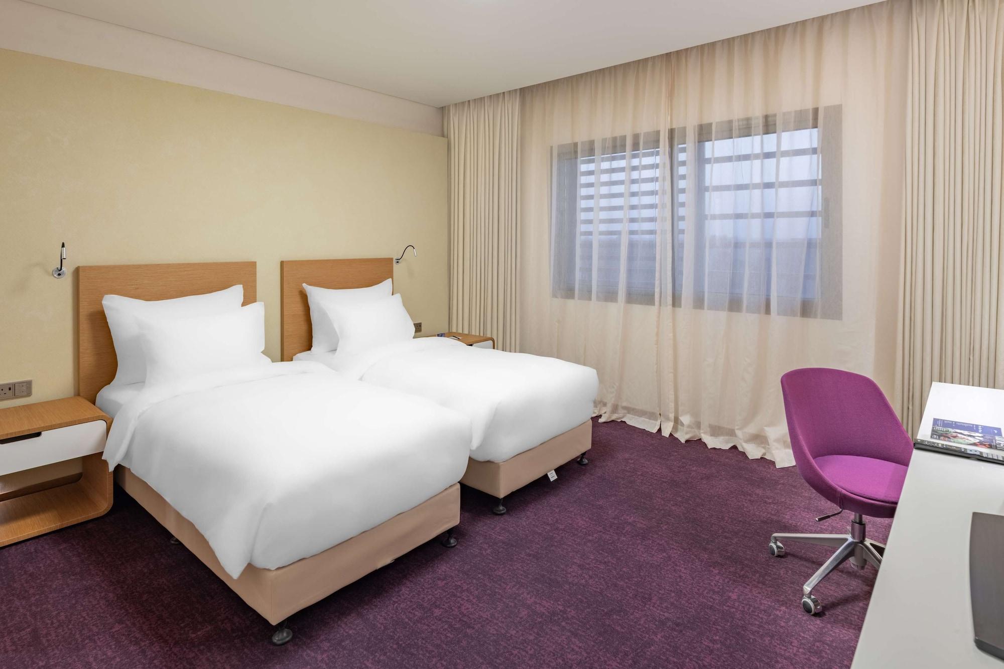 Radisson Blu Hotel & Residence, Riyadh Diplomatic Quarter Buitenkant foto