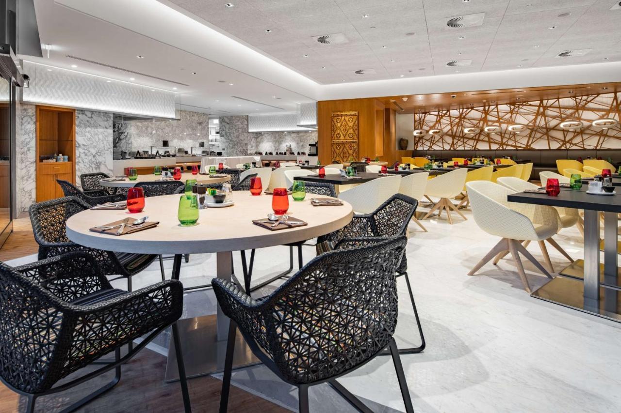 Radisson Blu Hotel & Residence, Riyadh Diplomatic Quarter Buitenkant foto